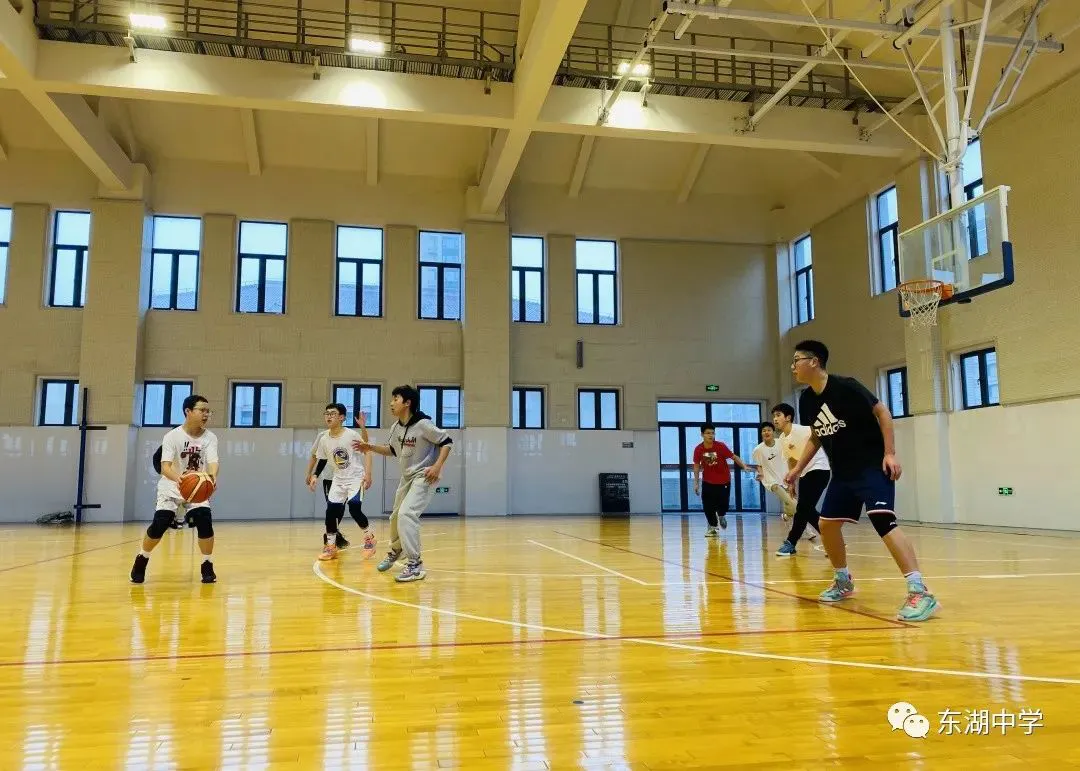 儿童篮球训练步骤应该注意什么_1